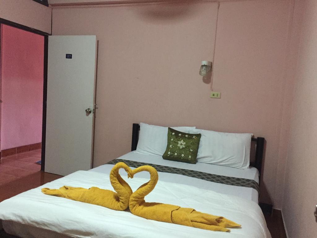 Marina Ao Nang Guesthouse Dış mekan fotoğraf
